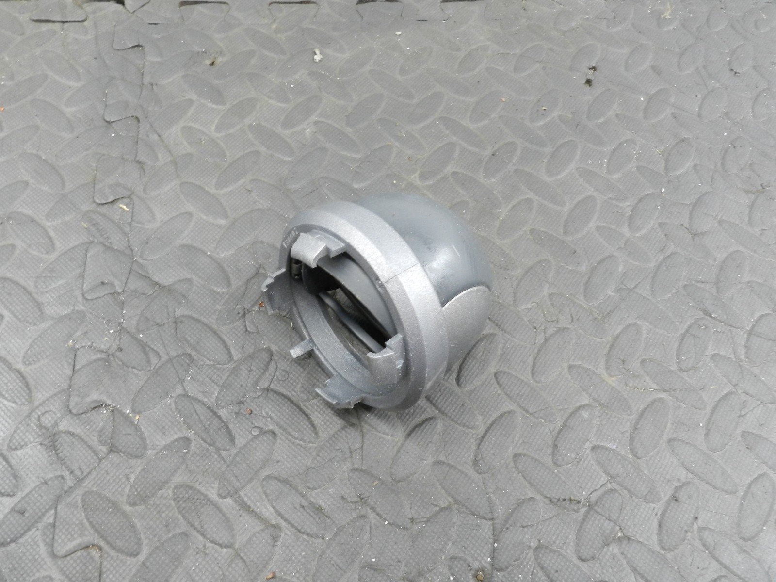 158. 2002 SMART FORTWO 450 CONVERTIBLE. AIR VENT BLOWER - Image 2