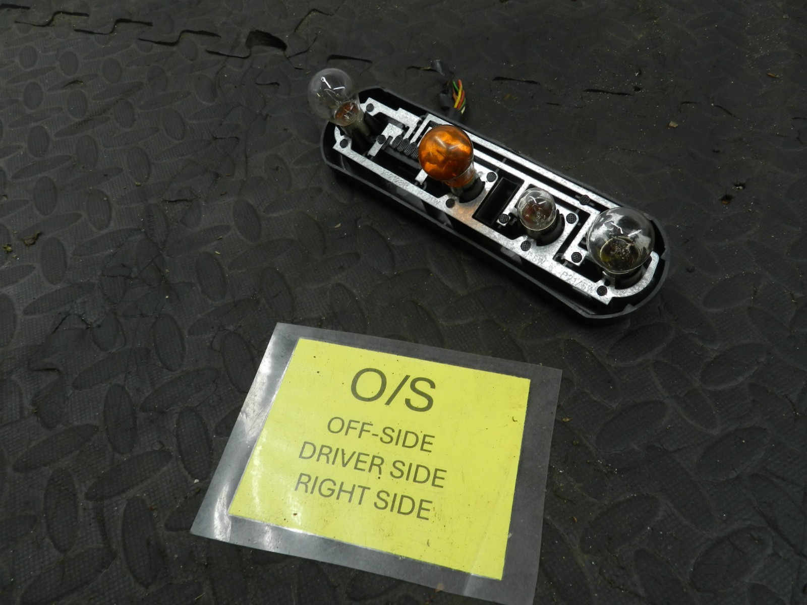 158. 2002 SMART FORTWO 450 CONVERTIBLE. DRIVER SIDE REAR LIGHT BULB HOLDER