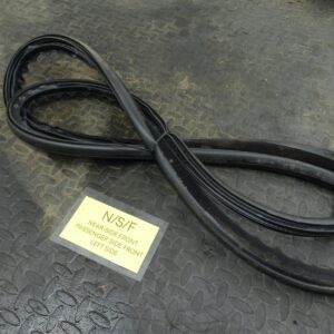 107. 2007 VOLVO S80 D5. PASSENGER SIDE FRONT DOOR RUBBER SEAL