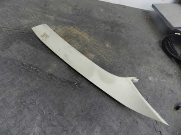 107. 2007 VOLVO S80 D5. DRIVER SIDE A PILLAR TRIM