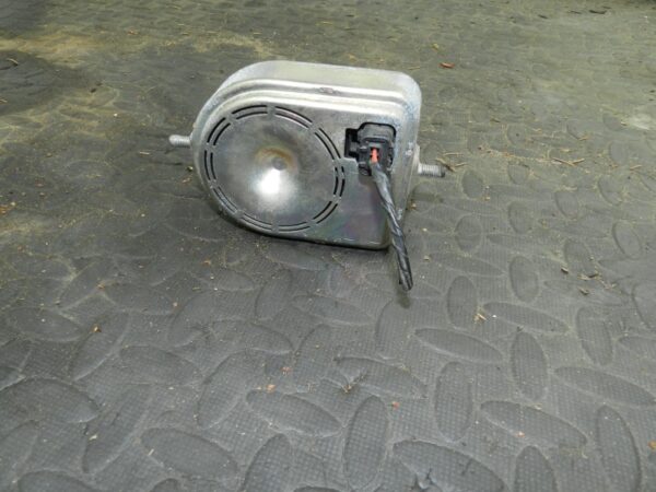 107. 2007 VOLVO S80 D5. ALARM SIREN 6G9N-19G229-DE