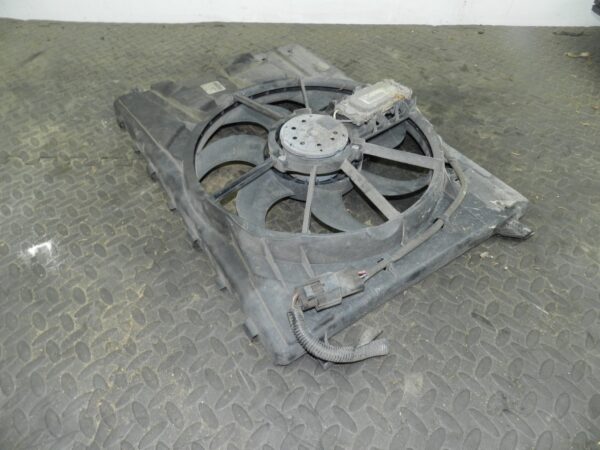 107. 2007 VOLVO S80 D5. RADIATOR FAN COOLING 30672559 - Image 3