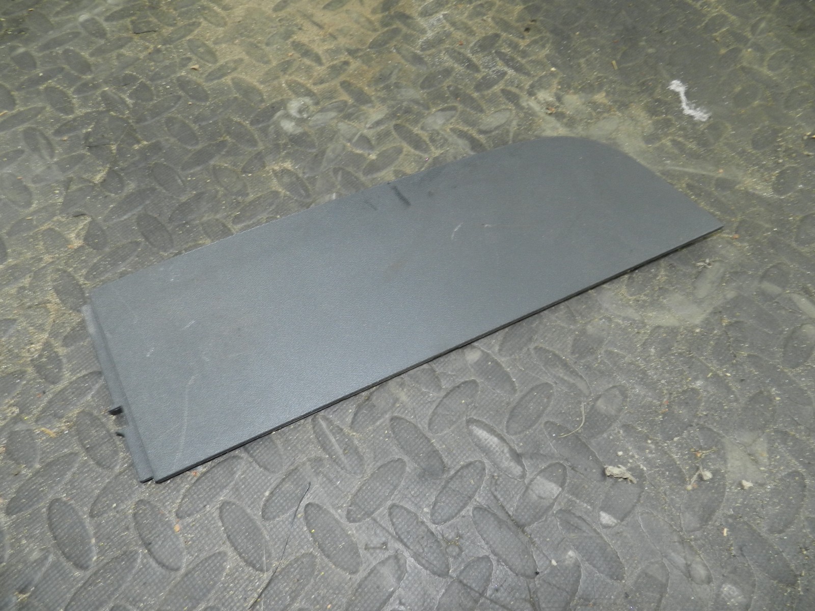 107. 2007 VOLVO S80 D5. CENTRE CONSOLE TRIM COVER PANEL 3072240