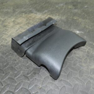 107. 2007 VOLVO S80 D5. STEERING COWLING UPPER TRIM