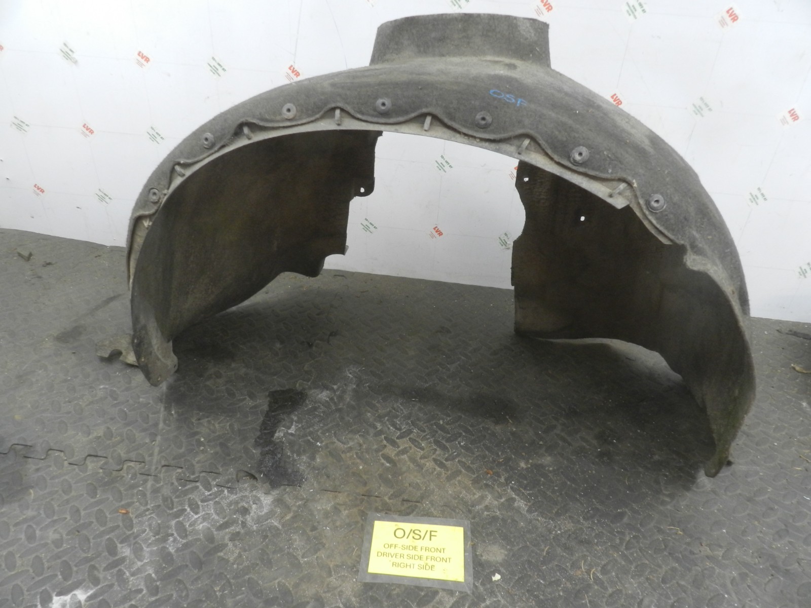 107. 2007 VOLVO S80 D5. DRIVER SIDE FRONT WHEEL ARCH LINER