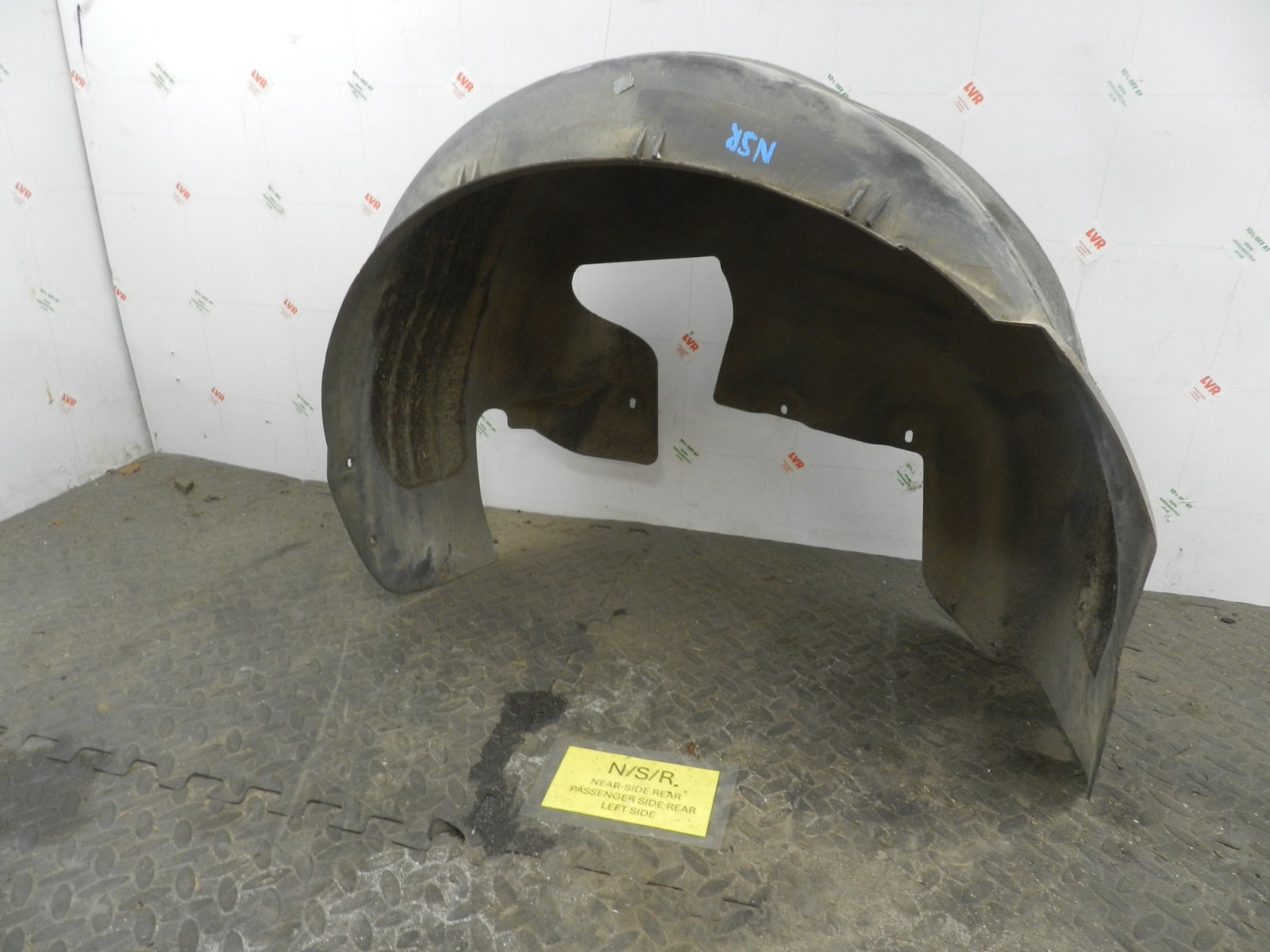 107. 2007 VOLVO S80 D5. PASSENGER SIDE REAR WHEEL ARCH LINER