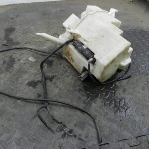 107. 2007 VOLVO S80 D5. SCREEN WASH WASHER BOTTLE TANK + PUMP