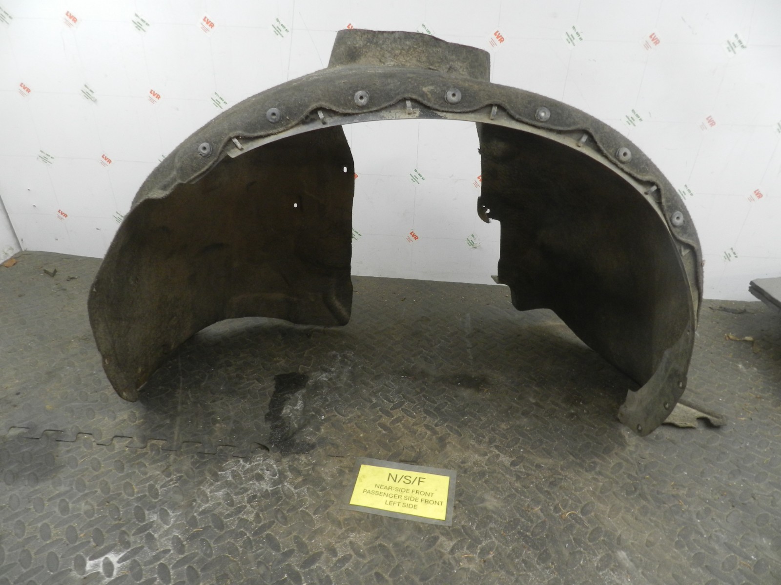 107. 2007 VOLVO S80 D5. PASSENGER SIDE FRONT WHEEL ARCH LINER