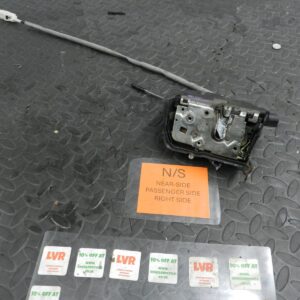 143. 2003 BMW E46 318Ci CONVERTIBLE. PASSENGER SIDE DOOR LOCK MOTOR