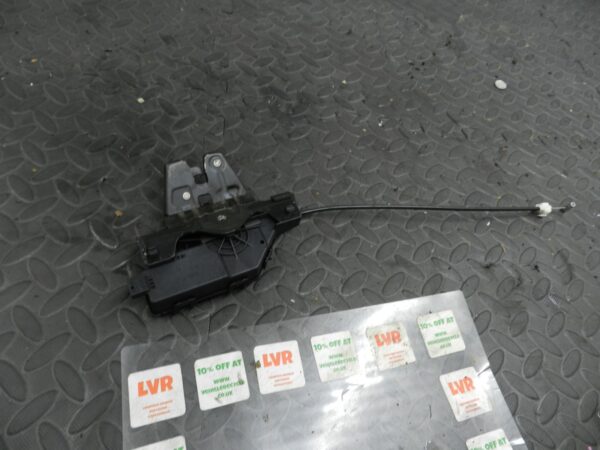 143. 2003 BMW E46 318Ci CONVERTIBLE. BOOT LOCK LATCH MOTOR MECHANISM - Image 2