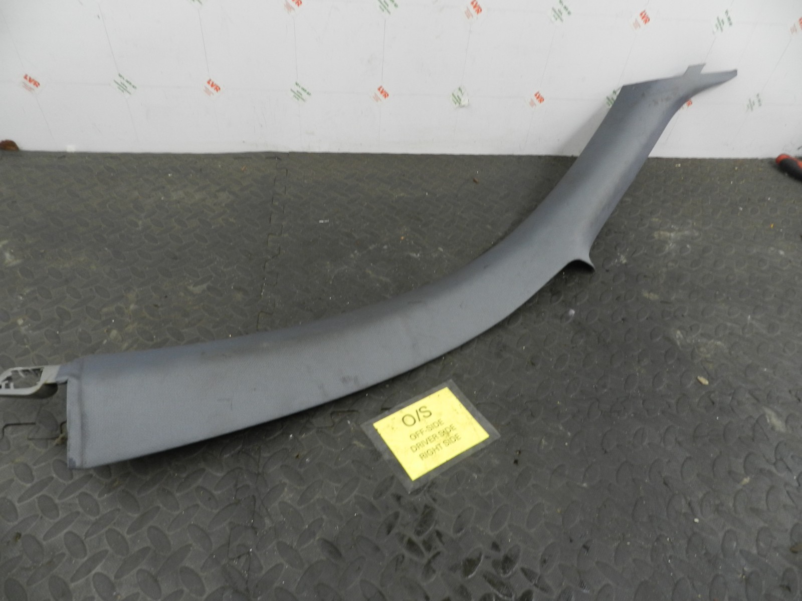 (160) 2000 AUDI TT QUATTRO 8N. DRIVER SIDE A PILLAR TRIM