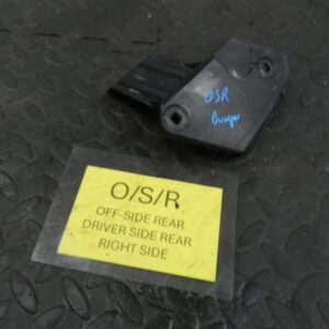 (160) 2000 AUDI TT QUATTRO 8N. DRIVER SIDE REAR BUMPER MOUNT BRACKET