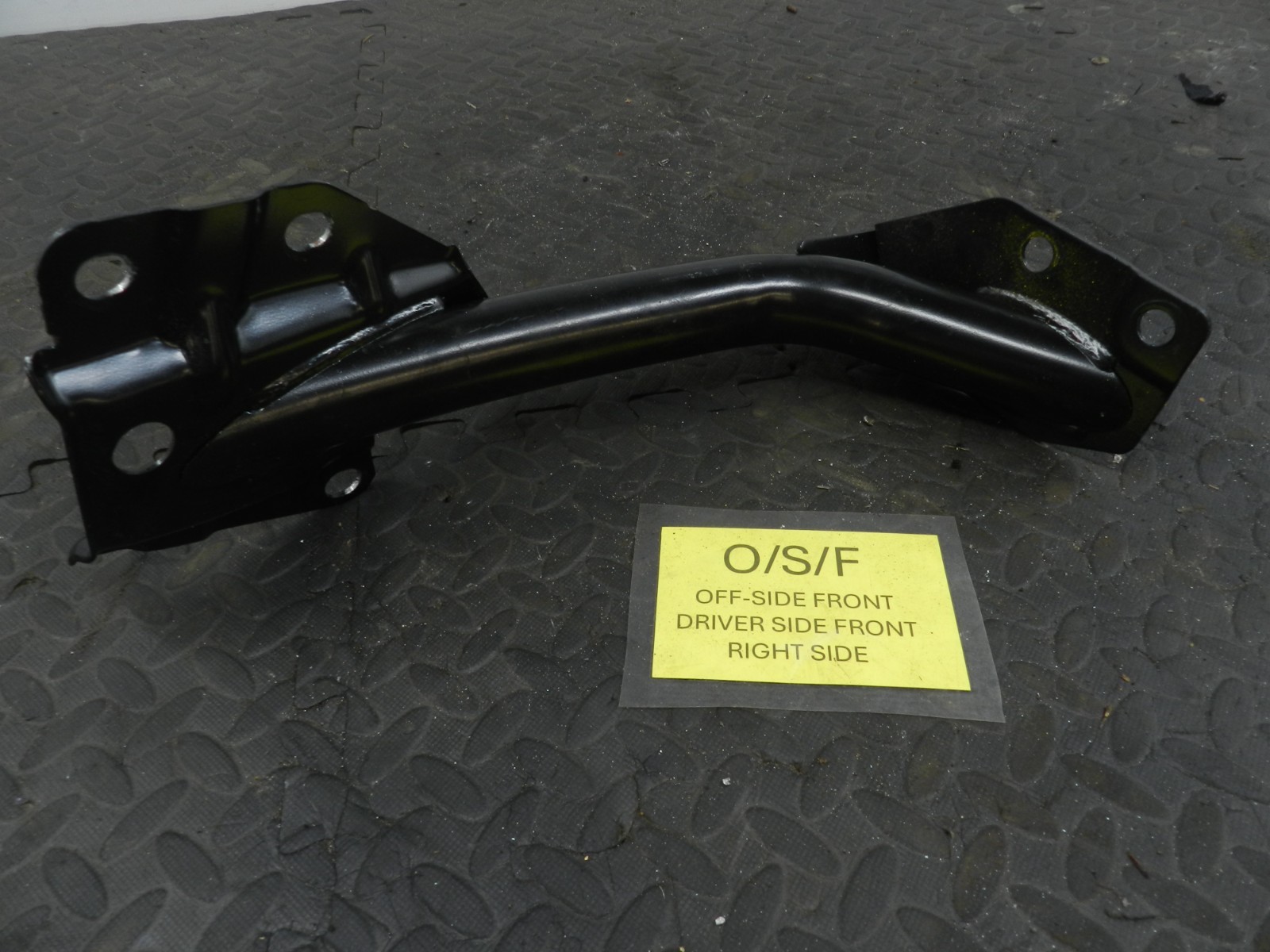 (160) 2000 AUDI TT QUATTRO 8N. DRIVER SIDE B PILLAR METAL BRACE FRAME