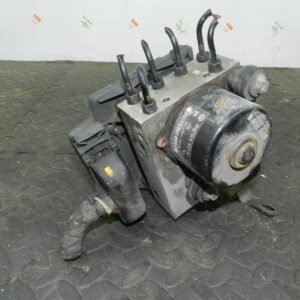 (160) 2000 AUDI TT QUATTRO 8N. ABS PUMP 8N0614517A