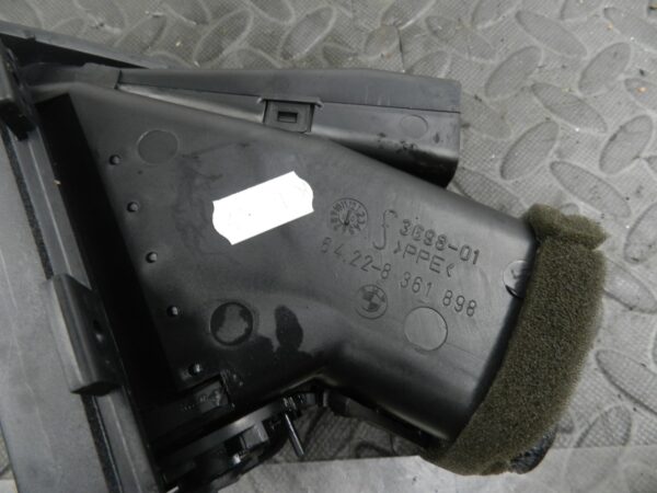 143. 2003 BMW E46 318Ci CONVERTIBLE. AIR BLOWER VENT - Image 2