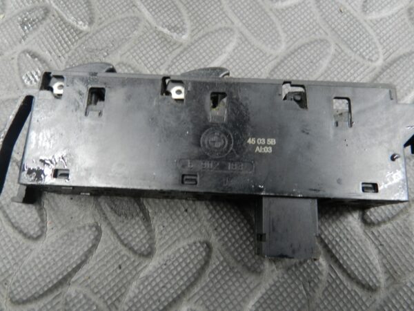 143. 2003 BMW E46 318Ci CONVERTIBLE. WINDOW SWITCHES 1 BROKEN - Image 2