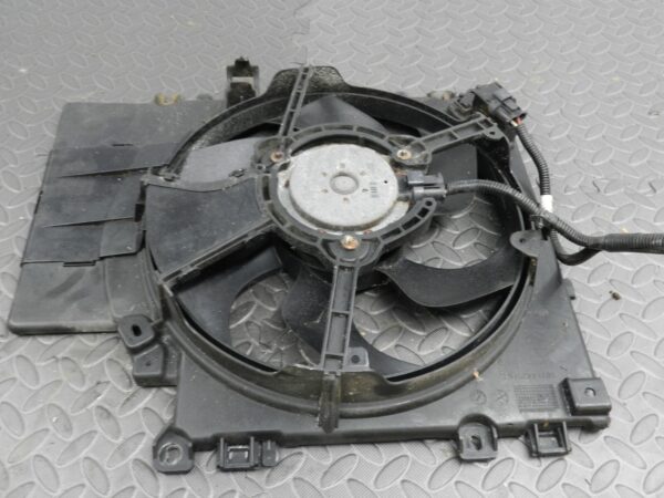 142 NISSAN MICRA K12 CONVERTIBLE C+C. RADIATOR COOLING FAN - Image 2