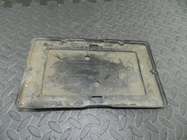 (145) 2003 TOYOTA RAV 4 MK2. BATTERY TRAY