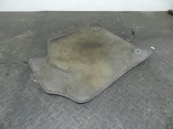 (160) 2000 AUDI TT QUATTRO 8N. FLOOR MAT