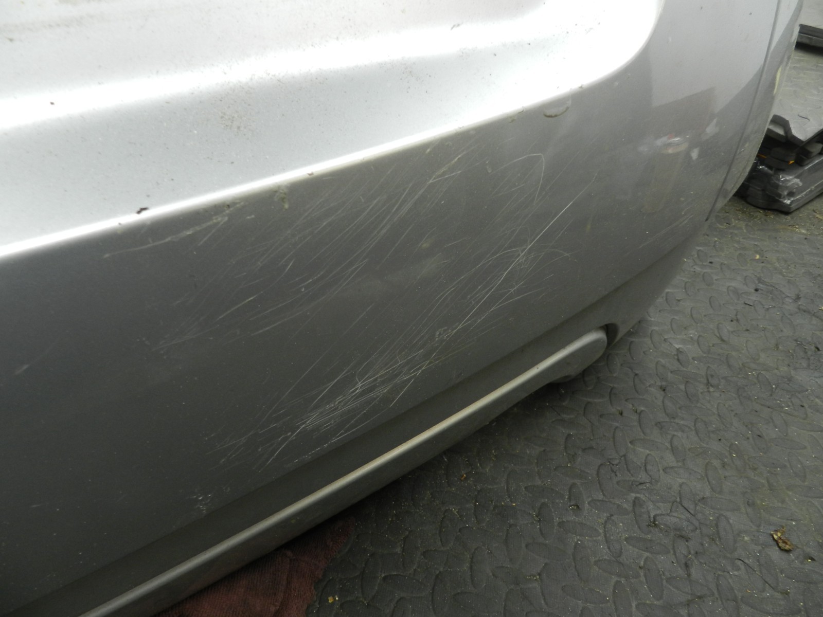 (160) 2000 AUDI TT QUATTRO 8N. REAR BUMPER TWIN EXHAUST IN SILVER - Image 4