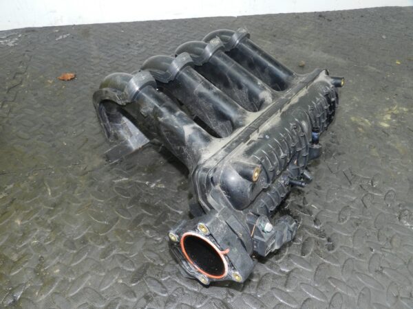 (129) 2005 HONDA JAZZ. INTAKE MANIFOLD