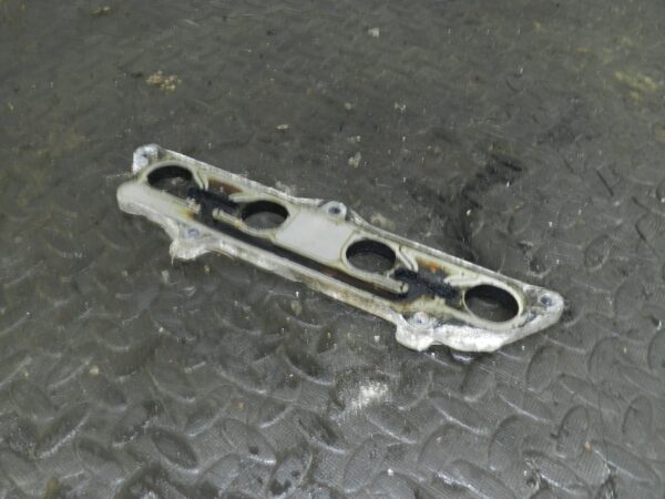 (129) 2005 HONDA JAZZ. INTAKE MANIFOLD SPACER - Image 2