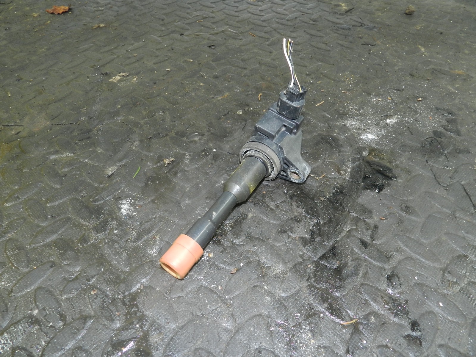 (129) 2005 HONDA JAZZ. IGNITION COIL PACK