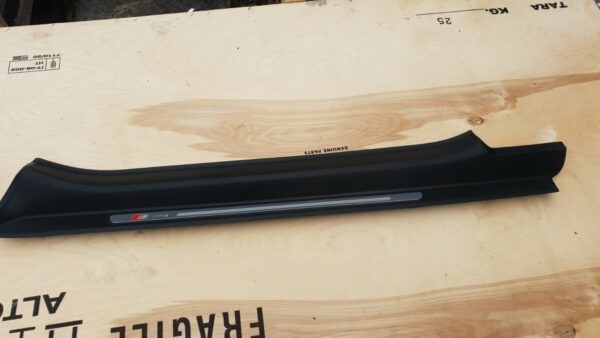 GENUINE AUDI TT S LINE RIGHT SILL STEP TRIM BLACK 8J0853492
