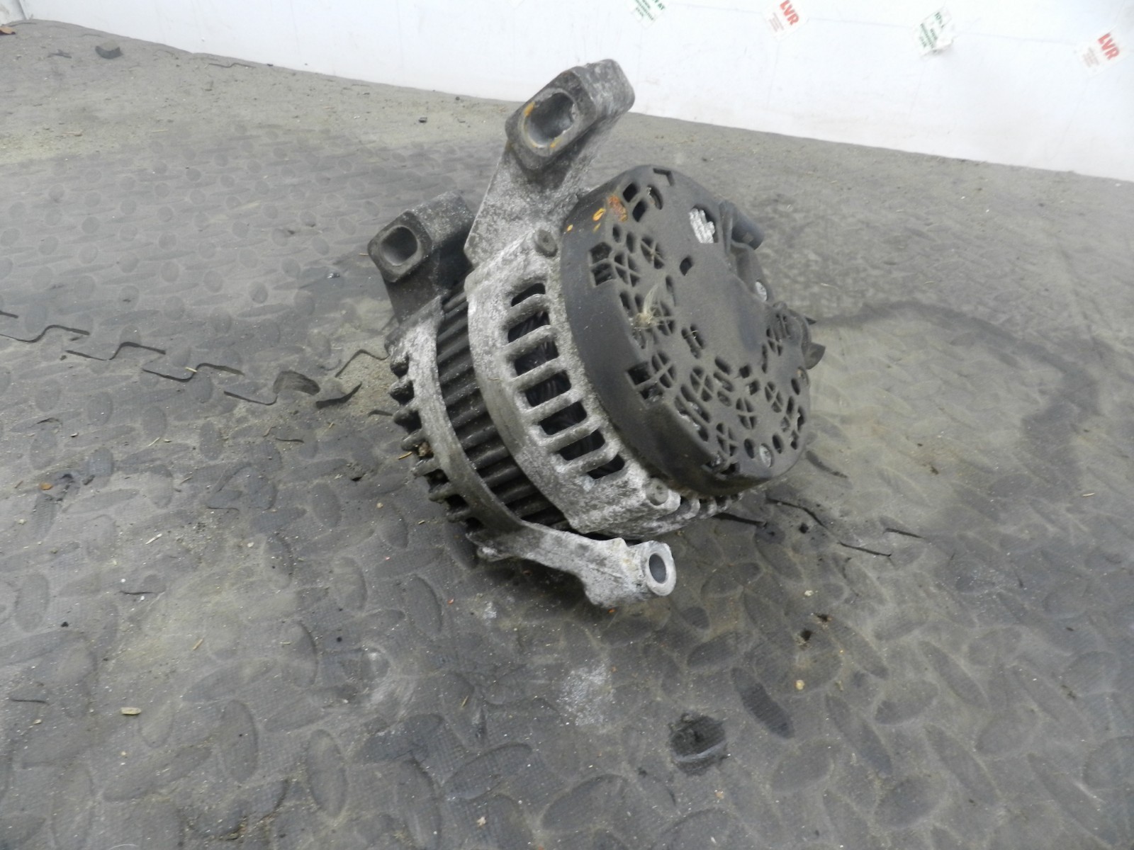 107. 2007 VOLVO S80 D5. ALTERNATOR - Image 3