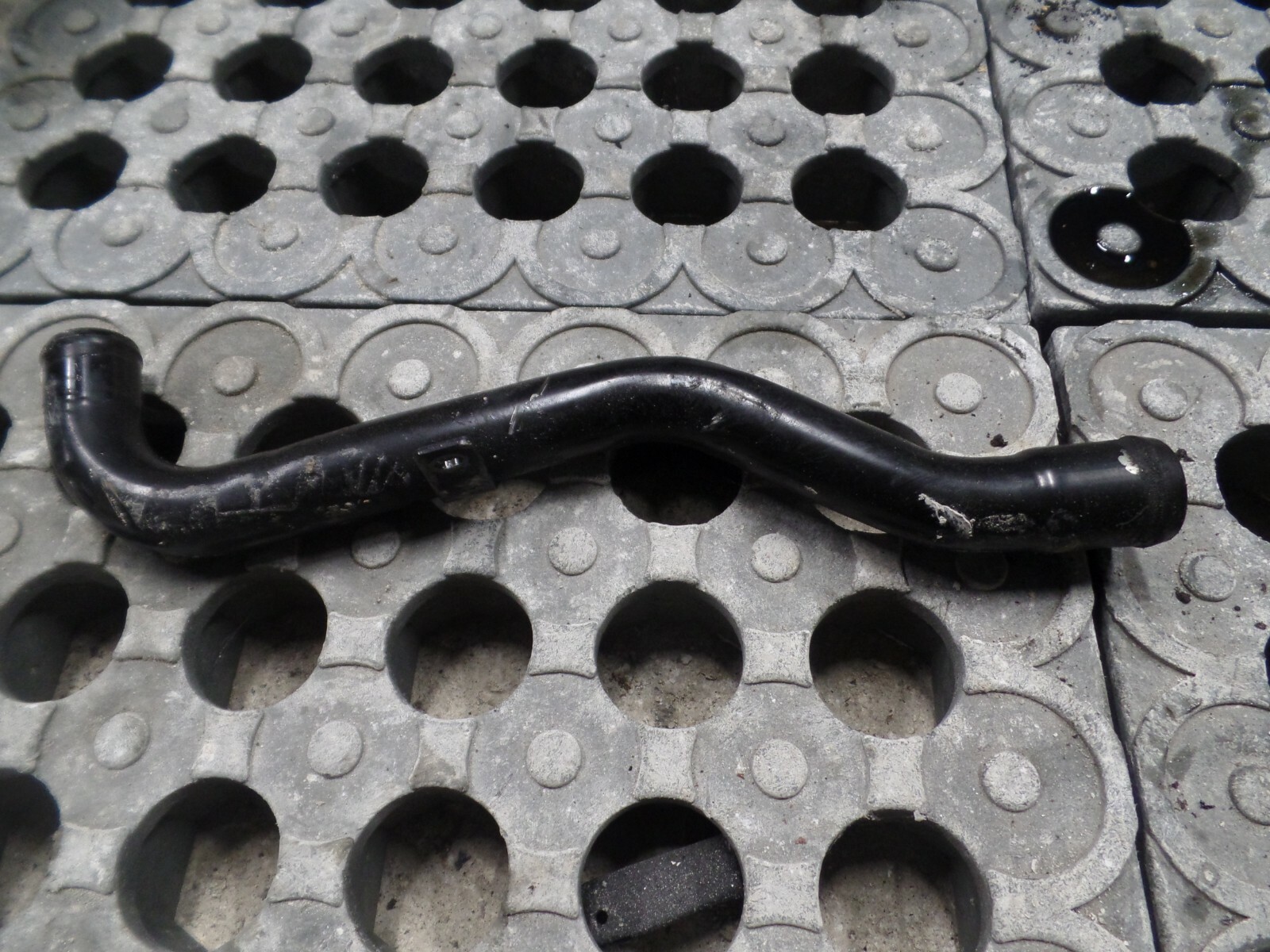 2010 HYUNDAI SANTA FE 2.2 DIESEL AUTOMATIC. METAL BOOST PIPE.