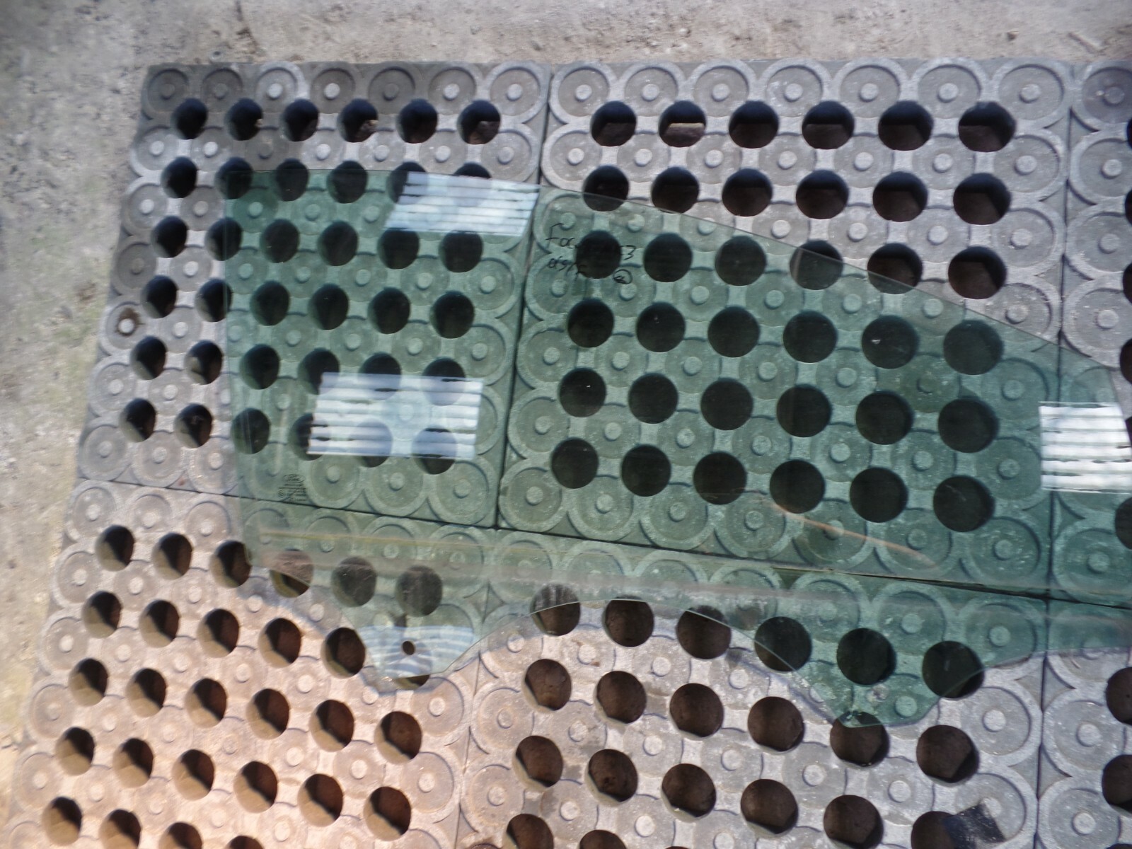 2013 Ford Focus Passenger Rear N/S/R Window Glass