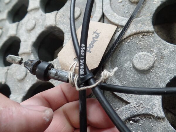 MK2 Nissan Note 2015 - Bonnet Release Cable - Image 2
