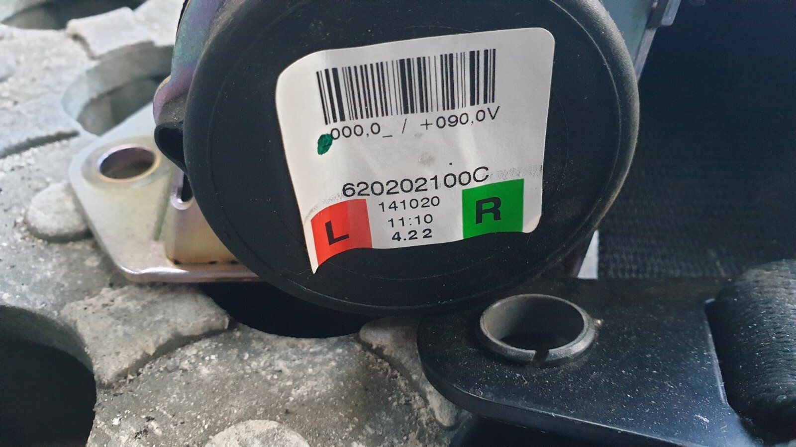 Mini Countryman 2014 R60 - Rear Seatbelt (Fits both sides) - Image 3