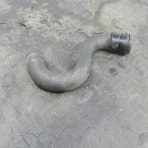 107. 2007 VOLVO S80 D5. COOLANT PIPE