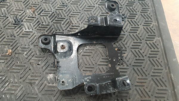 2013 Ford Focus 1.0 Petrol Ecoboost Battery Tray Mount Bracket AV61-R6K034AB - Image 5