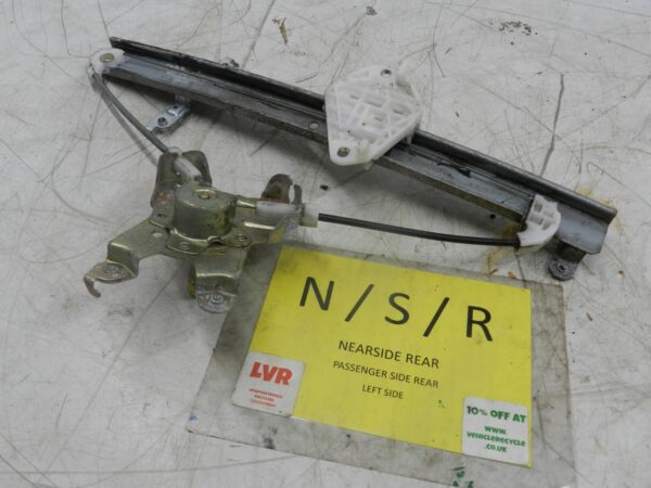 (129) 2005 HONDA JAZZ. PASSENGER SIDE REAR MANUAL WINDOW REGULATOR - Image 2