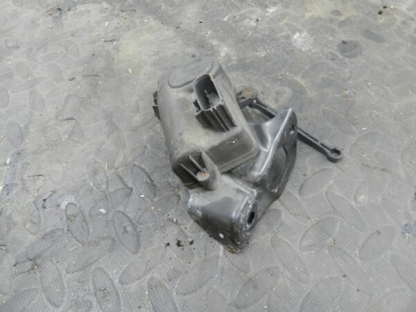 107. 2007 VOLVO S80 D5. INTAKE MANIFOLD VALVE ACTUATOR FLAP