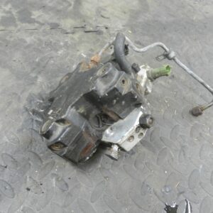 107. 2007 VOLVO S80 D5. HIGH PRESSURE DIESEL PUMP 30756125