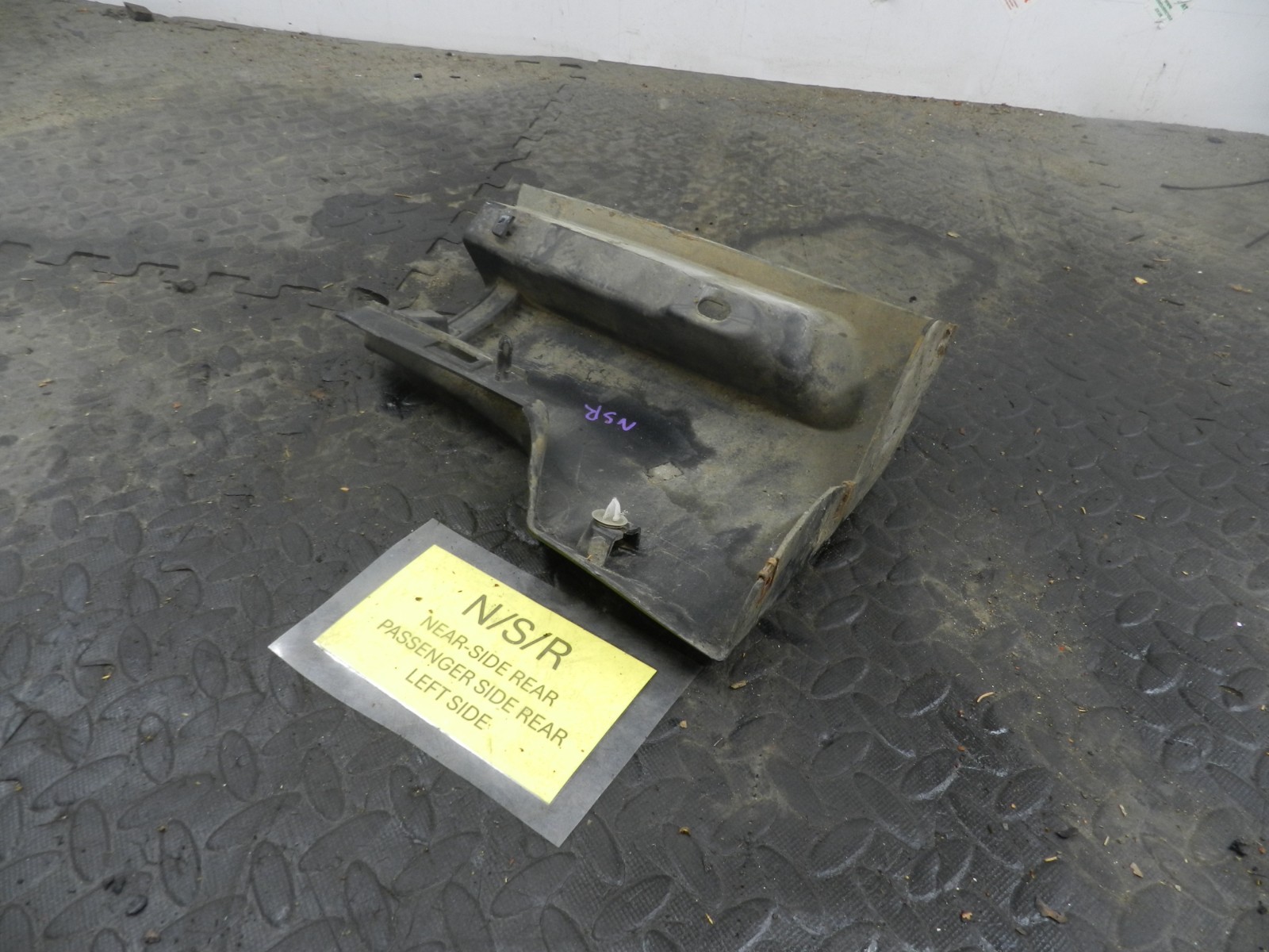 107. 2007 VOLVO S80 D5. PASSENGER SIDE REAR SILL SKIRT TRIM - Image 3