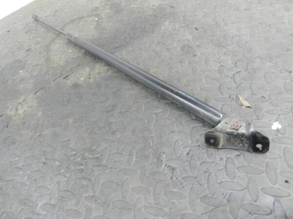 162. 1996 HONDA SMX. BOOT GAS STRUT