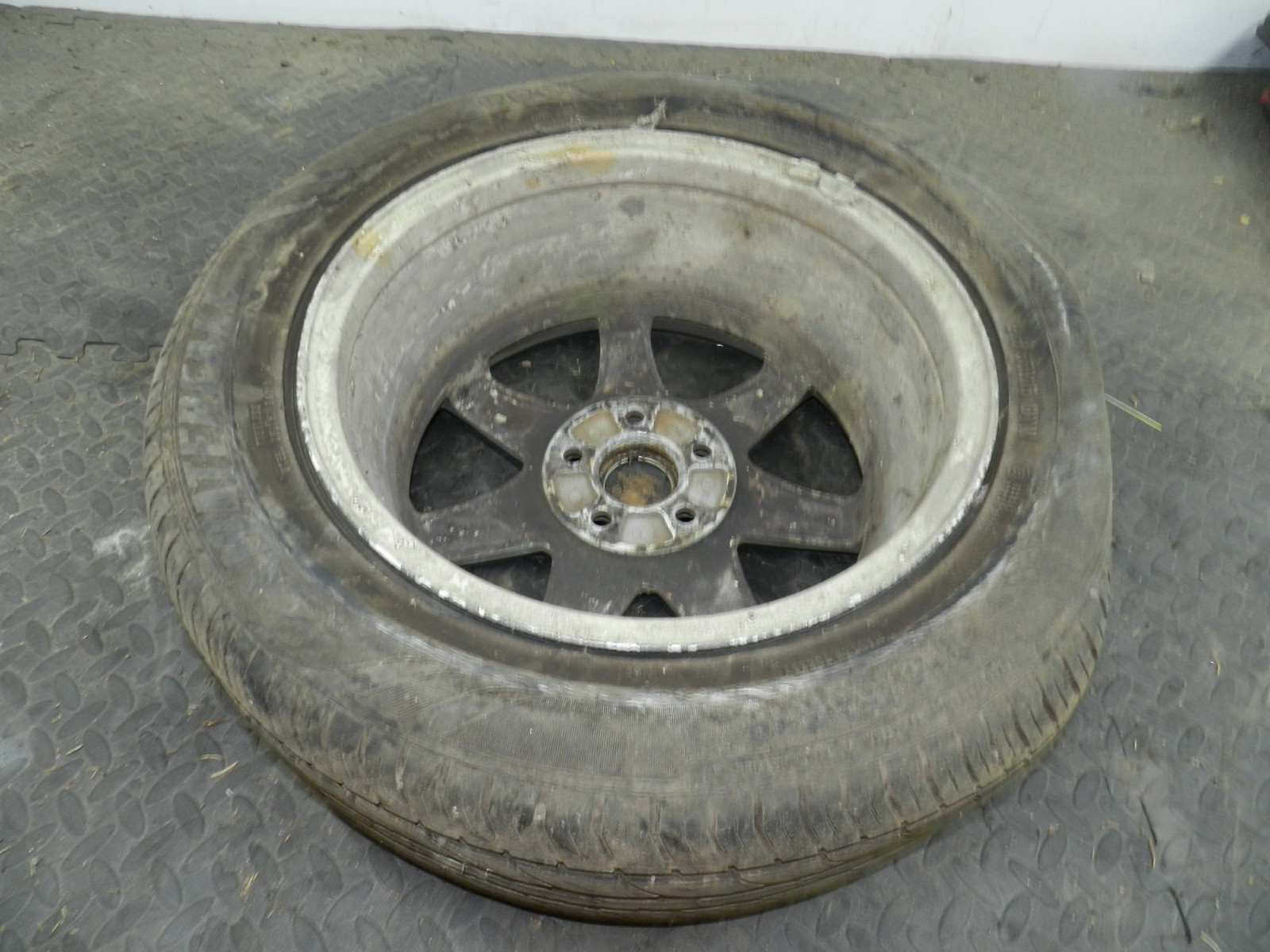 107. 2007 VOLVO S80 D5. SET OF ALLOY WHEELS VENATOR,, 1 DENTED - Image 4