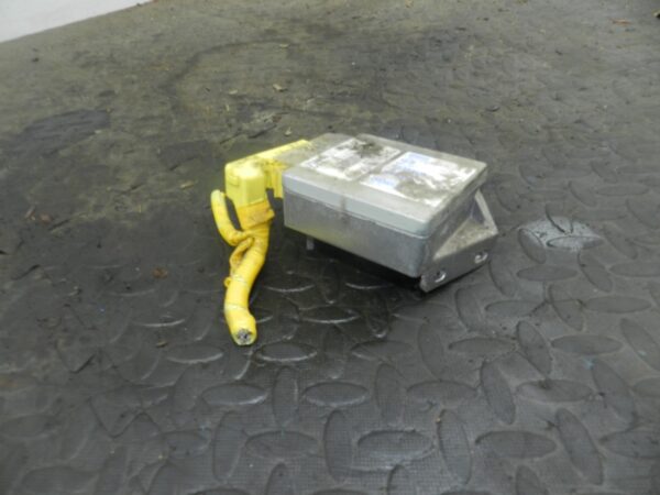 162. 1996 HONDA SMX. AIR BAG ECU - Image 3