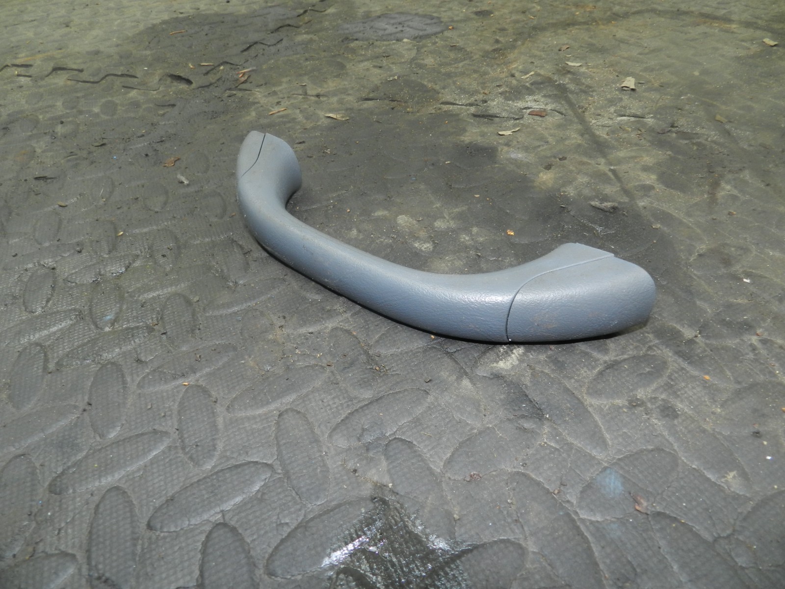 162. 1996 HONDA SMX. GRAB HANDLE