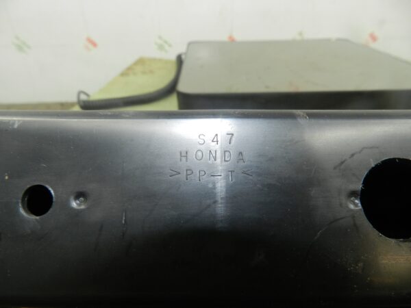 162. 1996 HONDA SMX. CENTRE CONSOLE WOOD TRIM STORAGE - Image 3