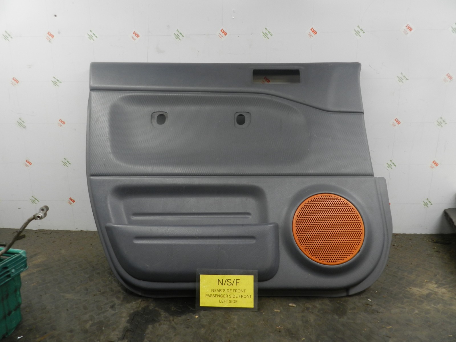 162. 1996 HONDA SMX. PASSENGER SIDE FRONT DOOR CARD