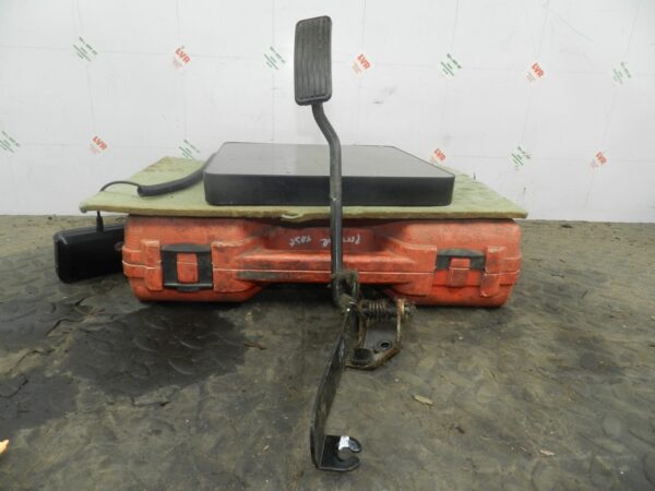 162. 1996 HONDA SMX. CD-BT10 BLUETOOTH ADAPTER PIONEER