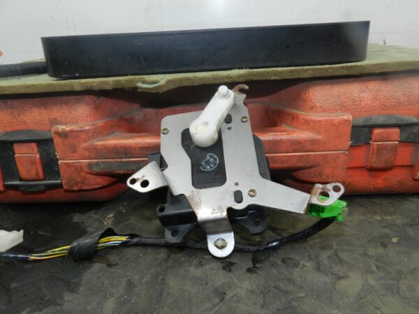 162. 1996 HONDA SMX. HEATER CONTROL FLAP ACTUATOR - Image 2