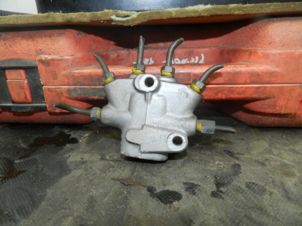 162. 1996 HONDA SMX. BRAKE VALVE CONNECTOR PROP PROPORTIONING - Image 2
