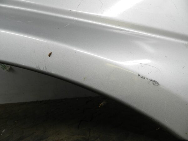 162. 1996 HONDA SMX. DRIVER SIDE WING IN SILVER - Image 3