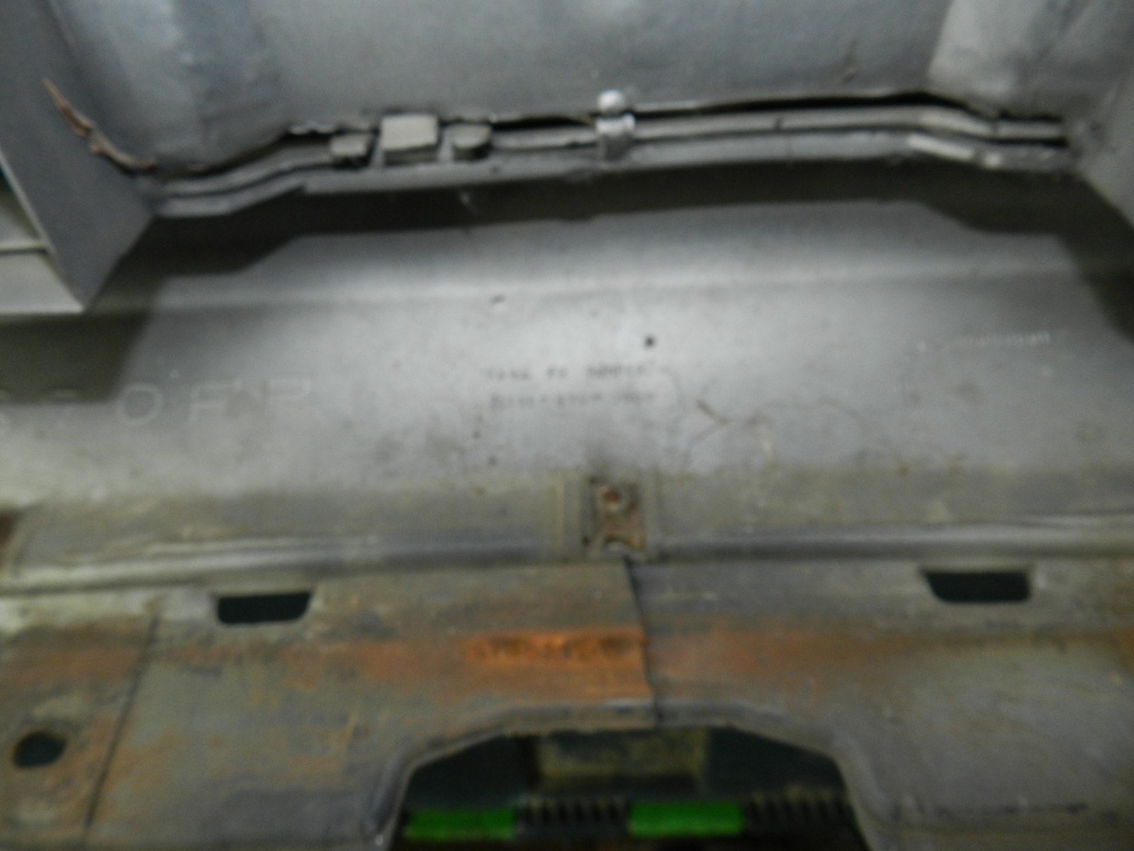 162. 1996 HONDA SMX. FRONT BUMPER IN SILVER - Image 4